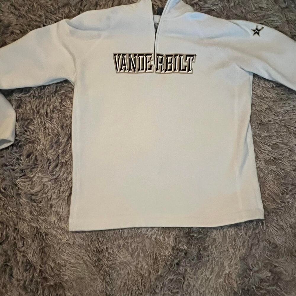 White vanderbilt quarter zip sweatshirt